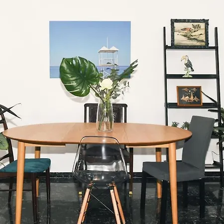 Botanical Haven 2bd Downtown *